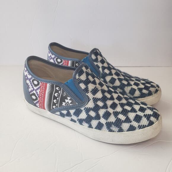 Kim & Zozi Hippie Bling Aztec Slip On Sneaker Women's 6 Boho Casual Weekend - Picture 1 of 8